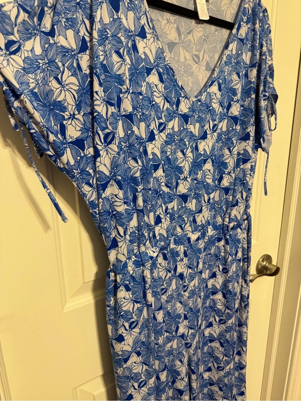 Floral Jumpsuit in Royal Blue and White Stella Parker Collection Sz Large